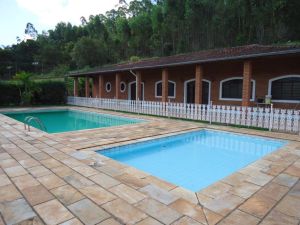 Sitio sensacional entre Braganca e Atibaia