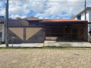 casa no altos de braganca