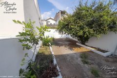 Quintal grande, casa em bracanca