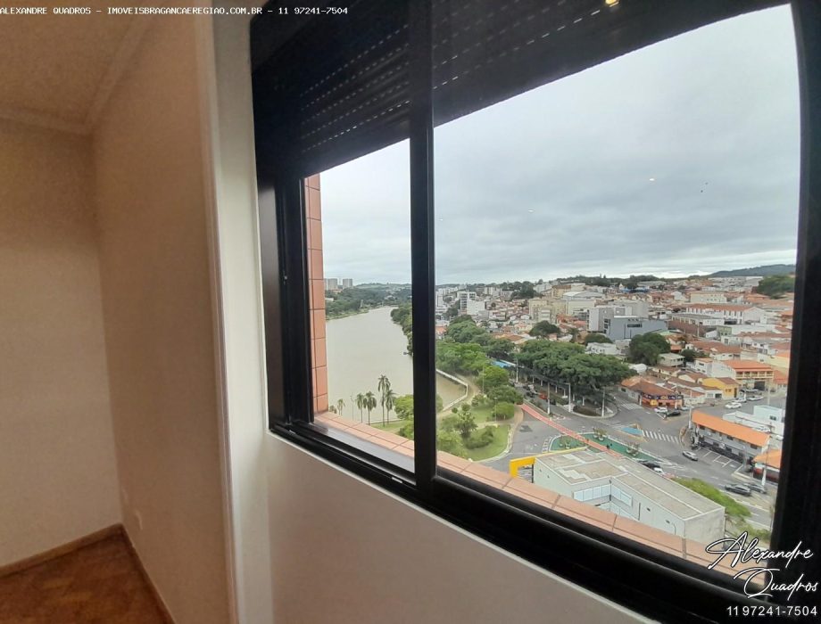 Apartamento Vista para o Lago